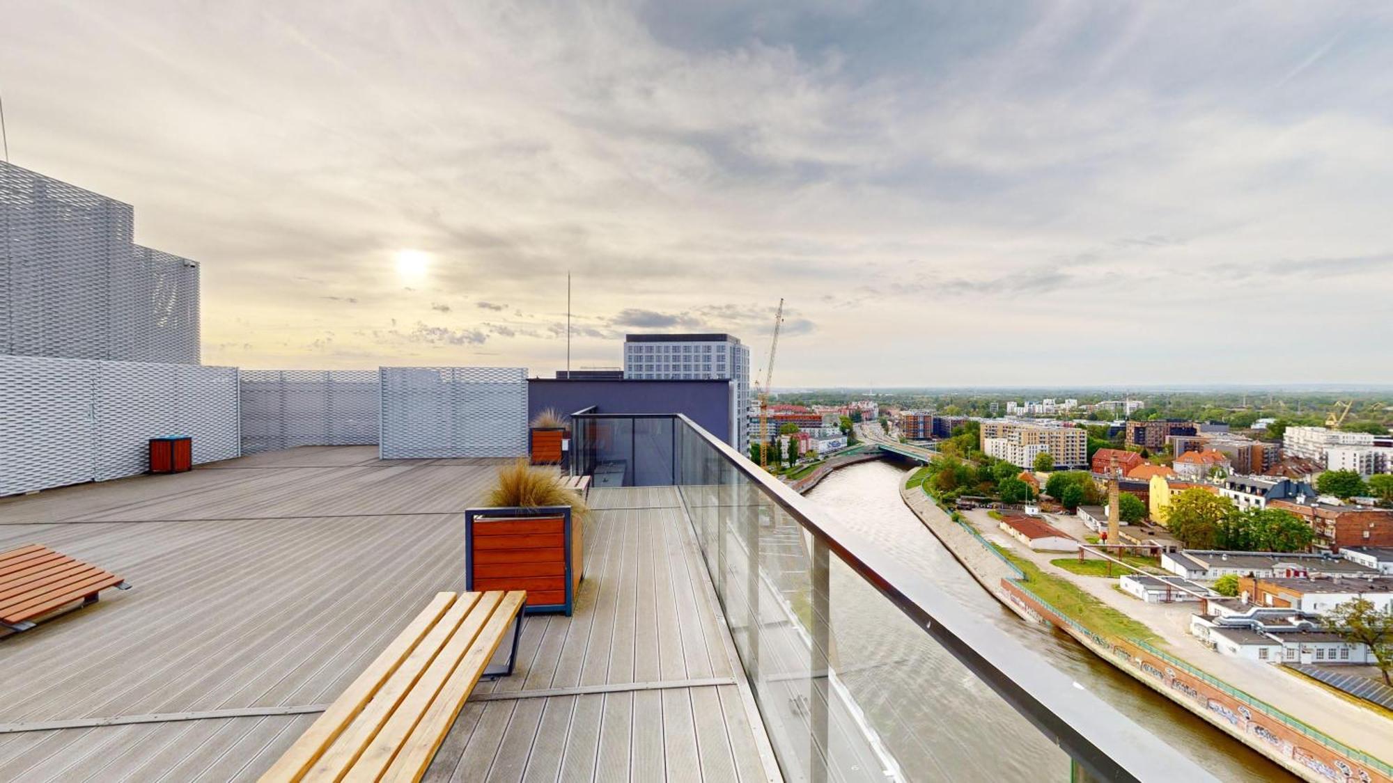 Family House By The River Odra -Panoramic Terrace - 3Room Apartment With 2 Separate Bedrooms And 2 Balconies By Wroapart-Pl- Perfect For Family & Business Stays Breslavia Esterno foto
